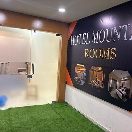 Hotel Mountain Bharuch Bagian luar foto
